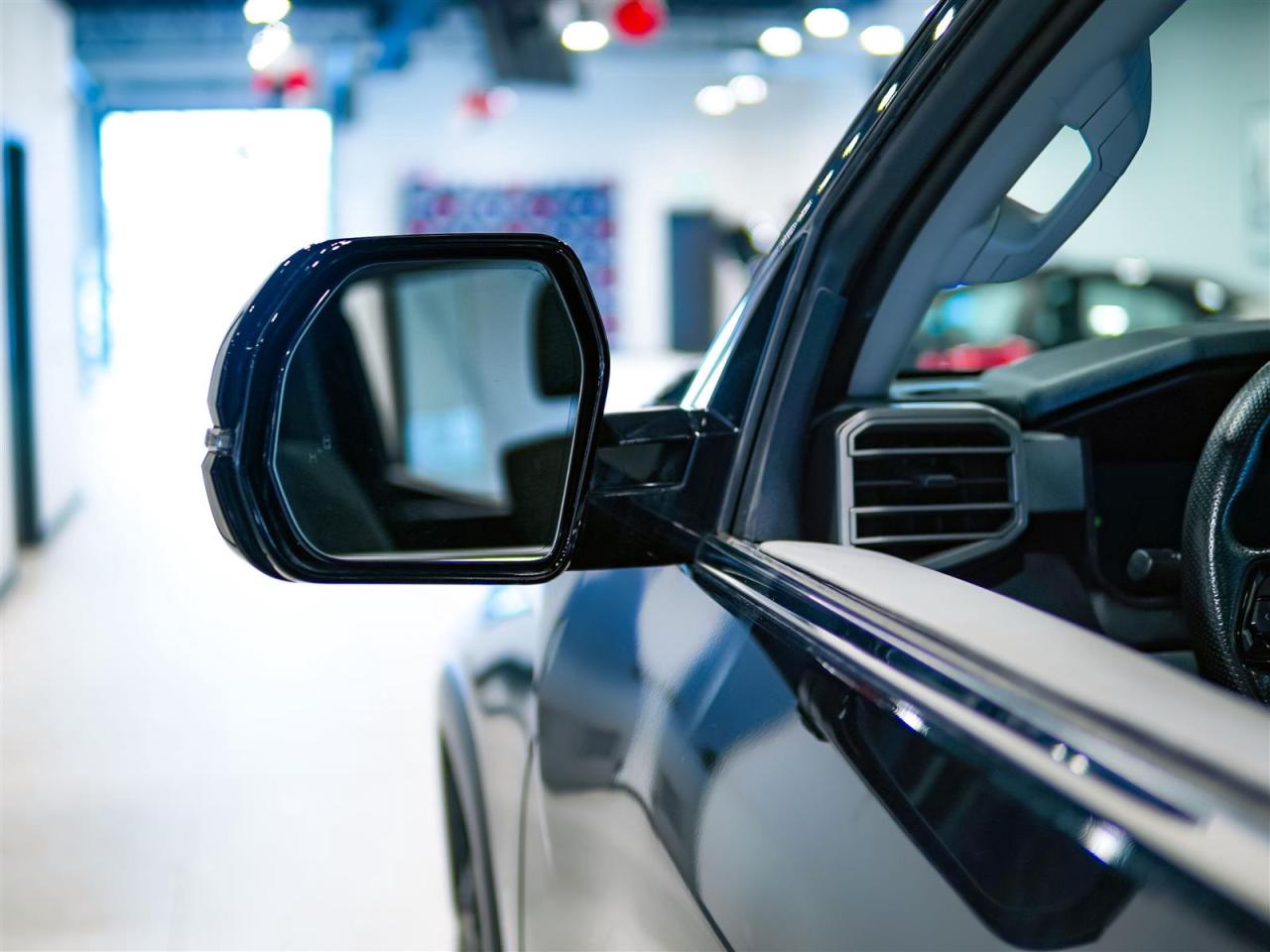 2023 Toyota Tundra LIMITED HYBRID CREW | TRD OFFROAD | 4X4 | NO ACCIDENTS | RED CALIPERS Photo