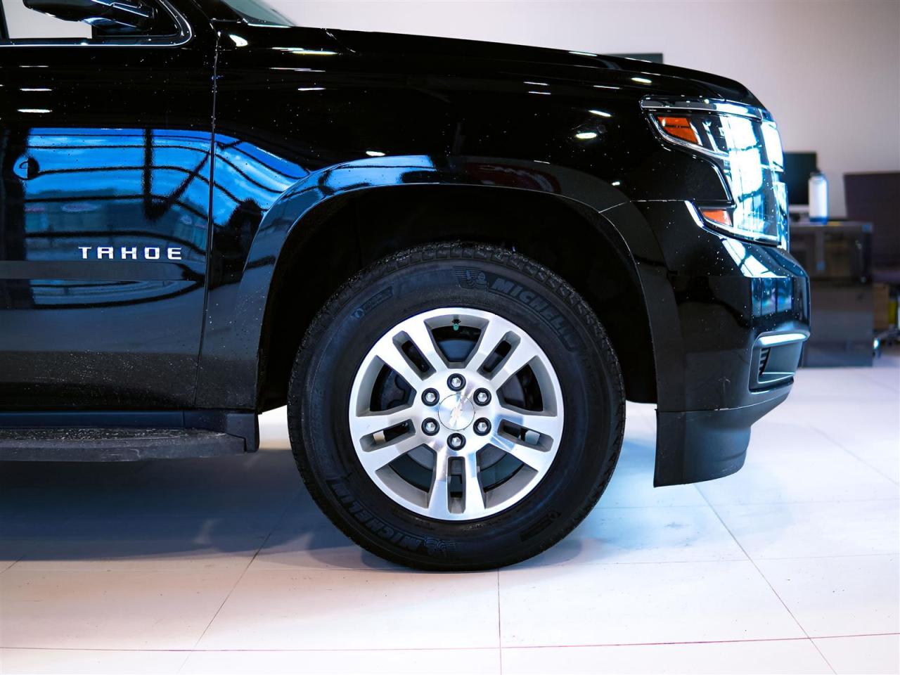 2020 Chevrolet Tahoe LS | 4WD | 5.3 V 8 | NO ACCIDENTS | DEALER SERVICED Photo