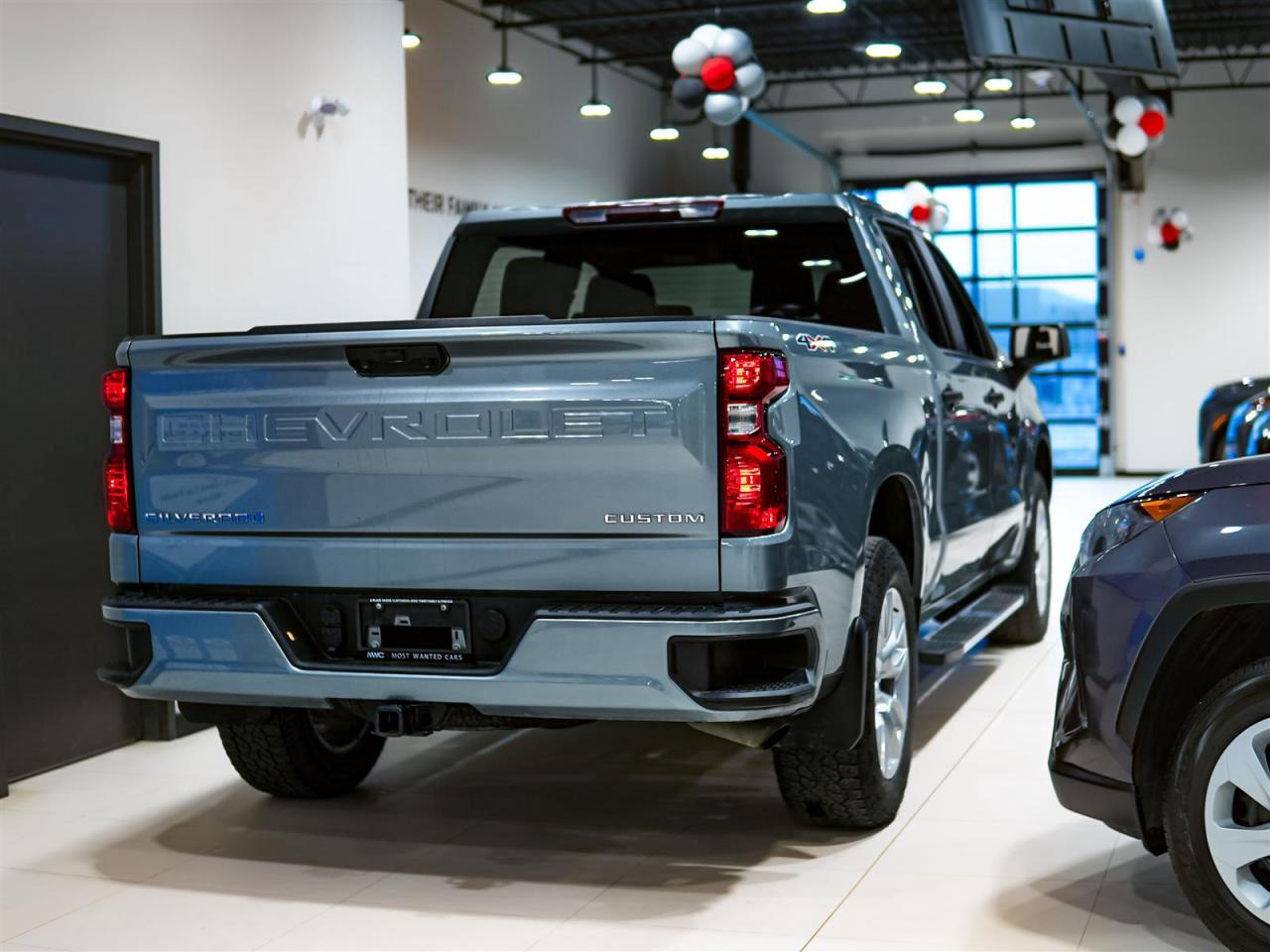 2024 Chevrolet Silverado 1500 CUSTOM | CREW CAB | 4WD | NO ACCIDENTS Photo