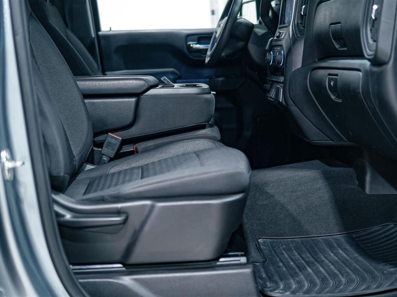 2024 Chevrolet Silverado 1500 CUSTOM | CREW CAB | 4WD | NO ACCIDENTS Photo