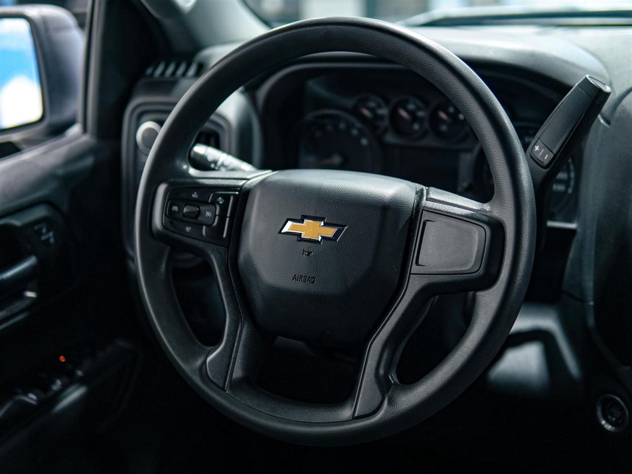 2024 Chevrolet Silverado 1500 CUSTOM | CREW CAB | 4WD | NO ACCIDENTS Photo