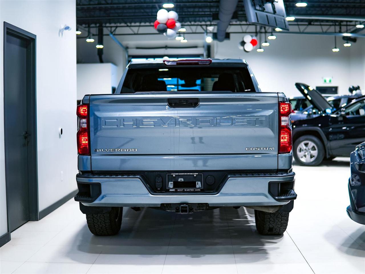 2024 Chevrolet Silverado 1500 CUSTOM | CREW CAB | 4WD | NO ACCIDENTS Photo