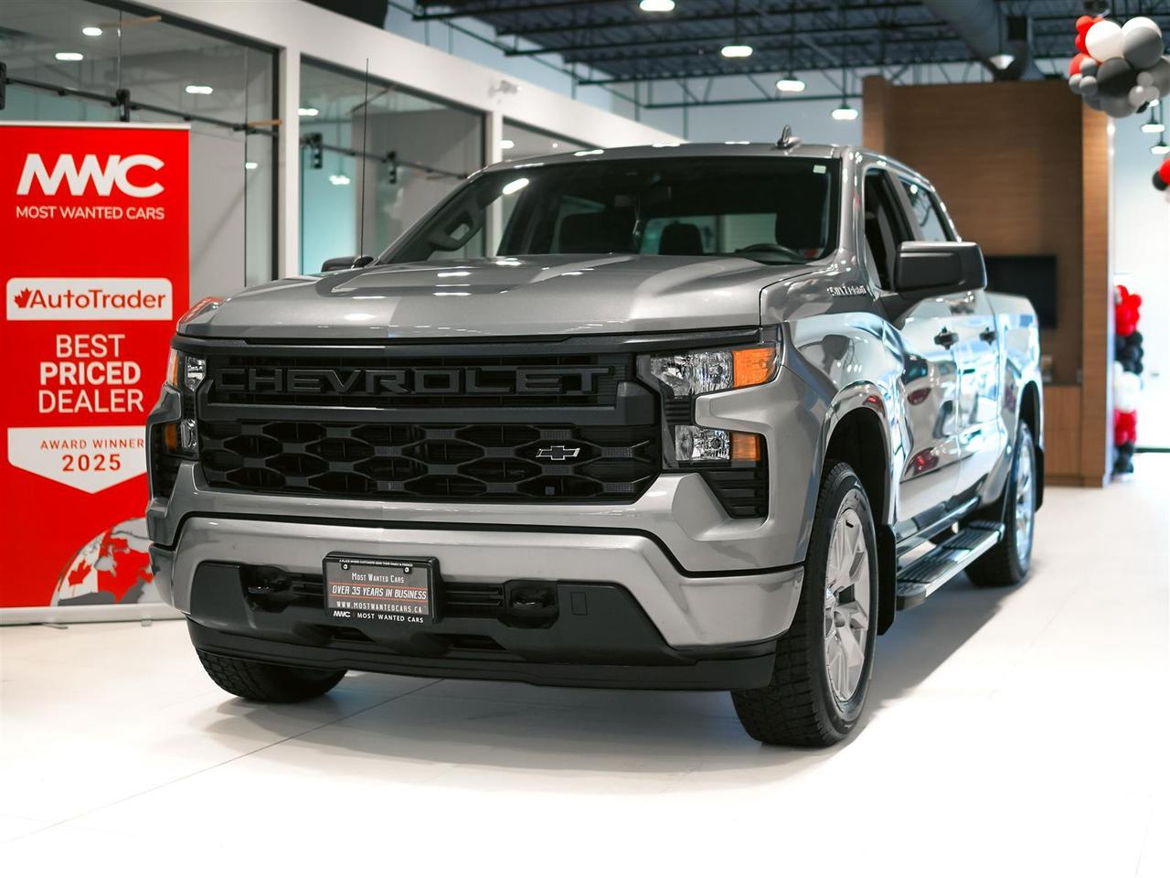 2024 Chevrolet Silverado 1500 CUSTOM | CREW CAB | 4WD | NO ACCIDENTS Photo