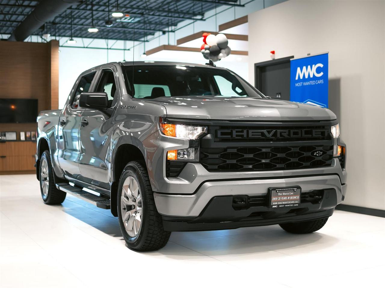 2024 Chevrolet Silverado 1500 CUSTOM | CREW CAB | 4WD | NO ACCIDENTS Photo