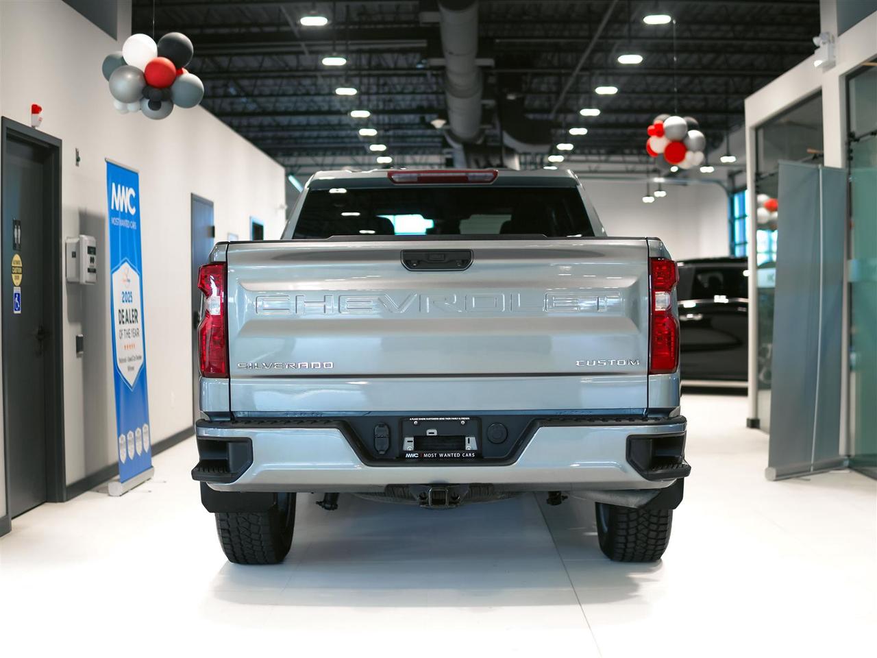 2024 Chevrolet Silverado 1500 CUSTOM | CREW CAB | 4WD | NO ACCIDENTS Photo