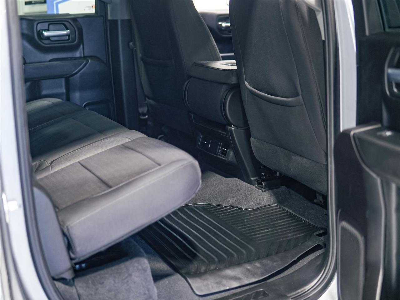 2024 Chevrolet Silverado 1500 CUSTOM | CREW CAB | 4WD | NO ACCIDENTS Photo