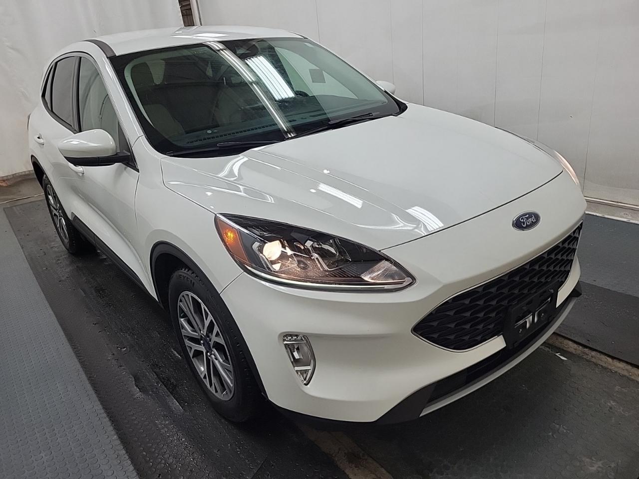 2022 Ford Escape SEL HYBRID | NO ACCIDENTS | 15 SERVICE RECORDS Photo