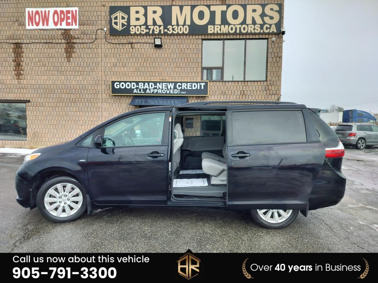 2016 Toyota Sienna LE | AWD | Power doors Photo