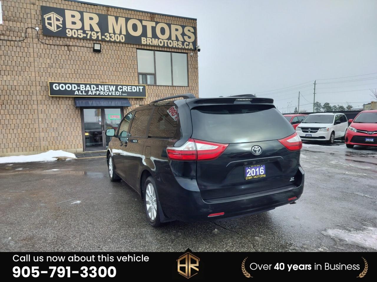 2016 Toyota Sienna LE | AWD | Power doors Photo