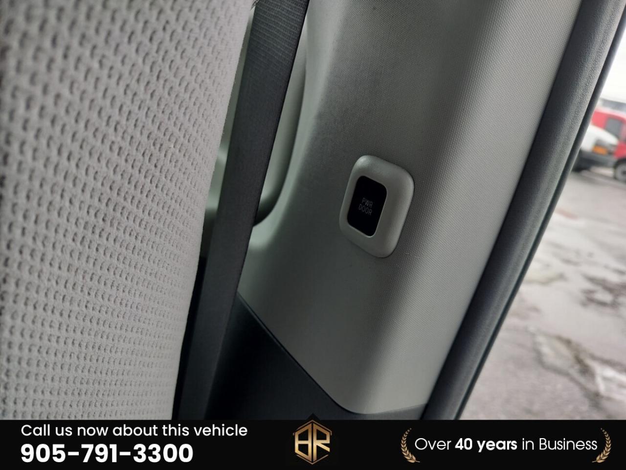 2016 Toyota Sienna LE | AWD | Power doors Photo