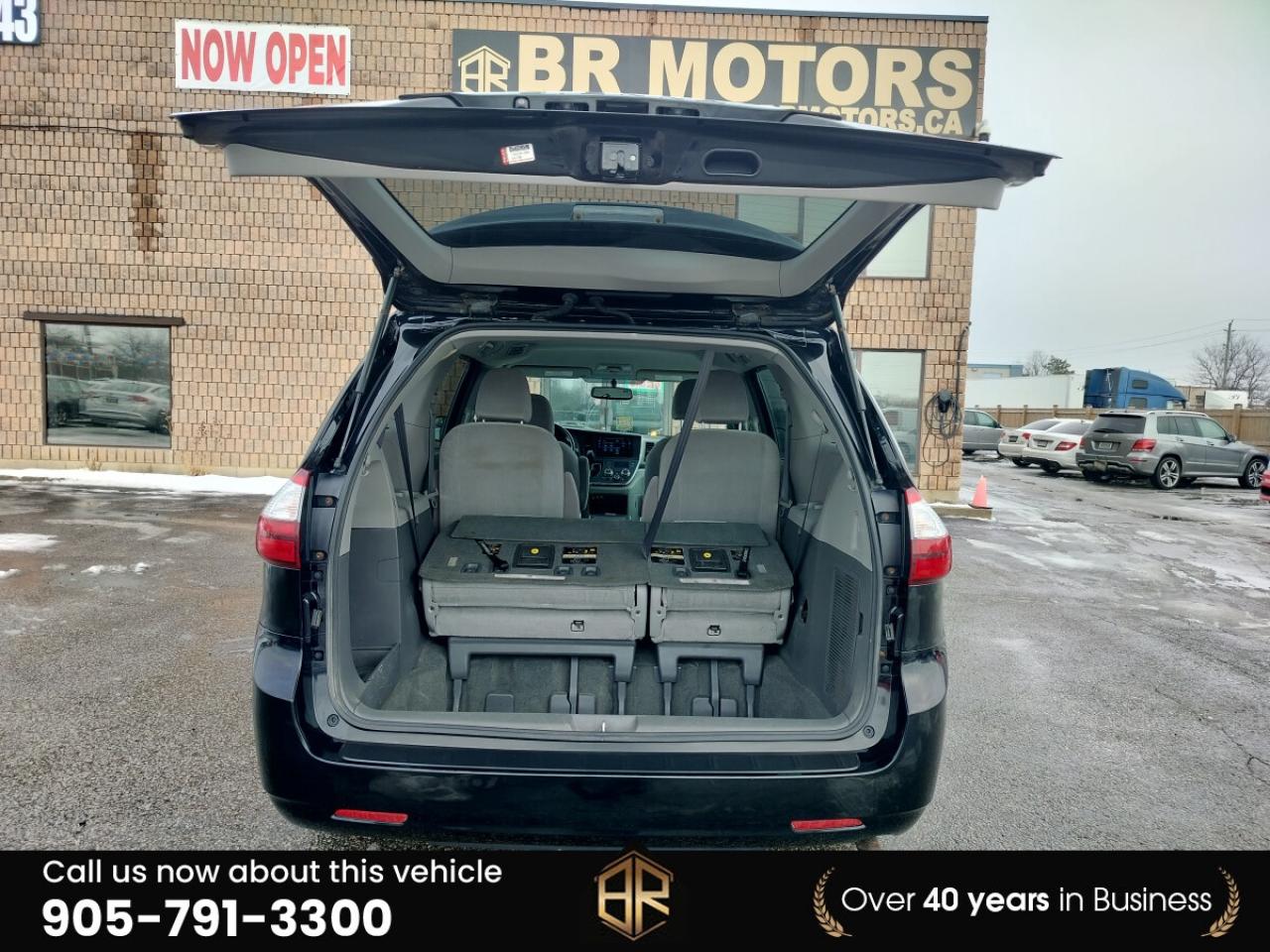 2016 Toyota Sienna LE | AWD | Power doors Photo