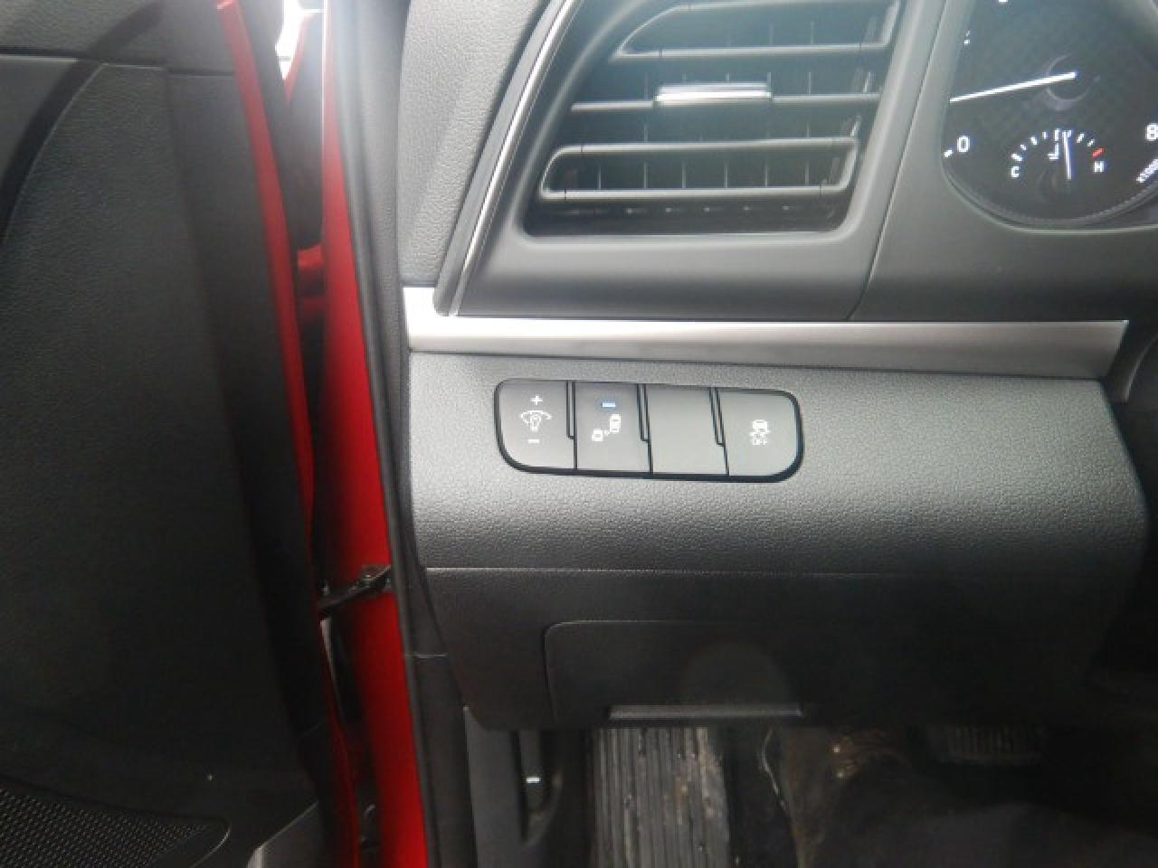 2019 Hyundai Elantra Preferred Photo