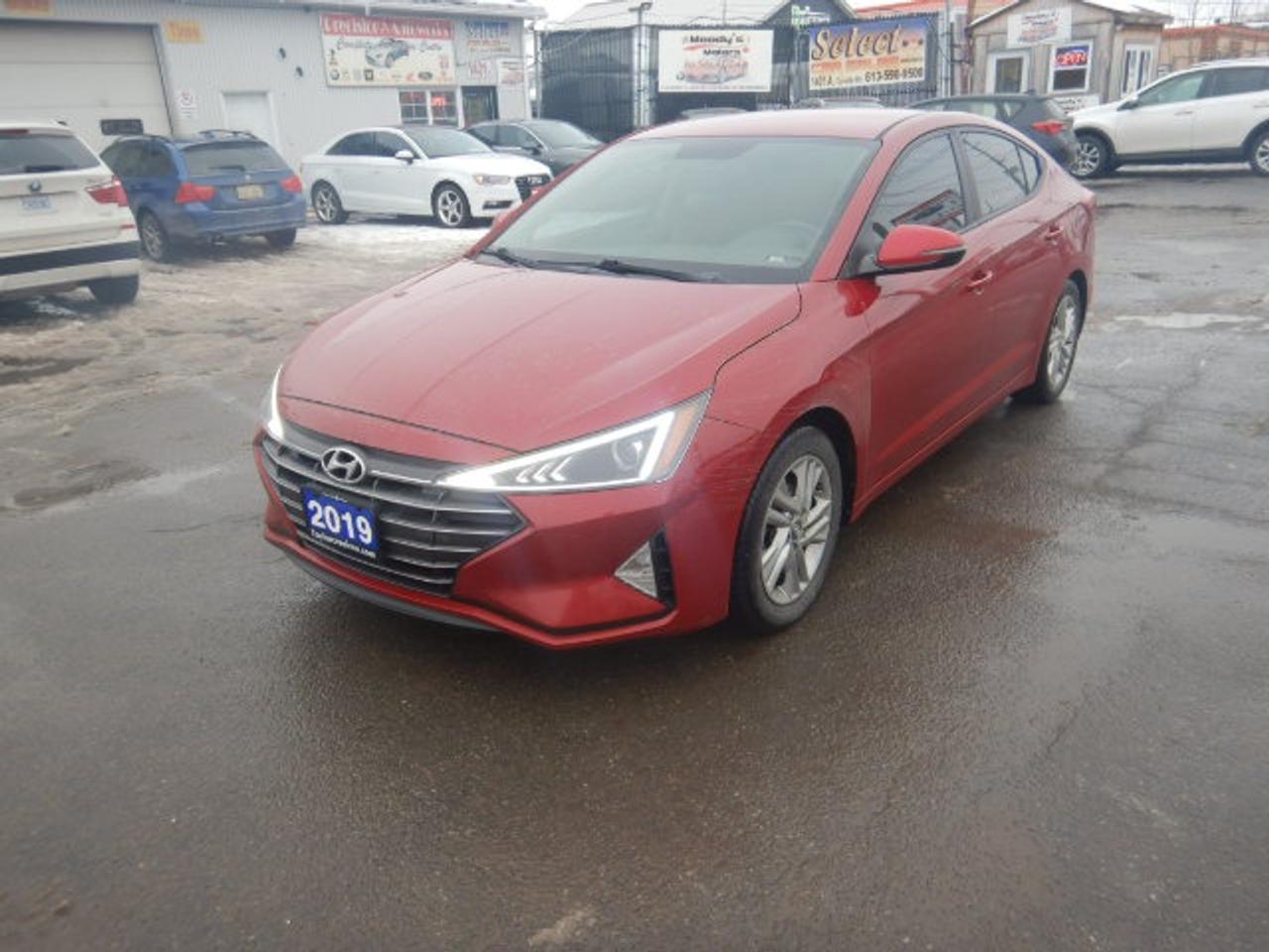 2019 Hyundai Elantra Preferred Photo