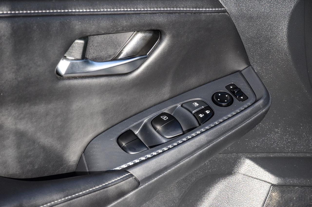 2023 Nissan Sentra SV SPECIAL EDITION / ONE OWNER / SUNROOF / CARPLAY Photo