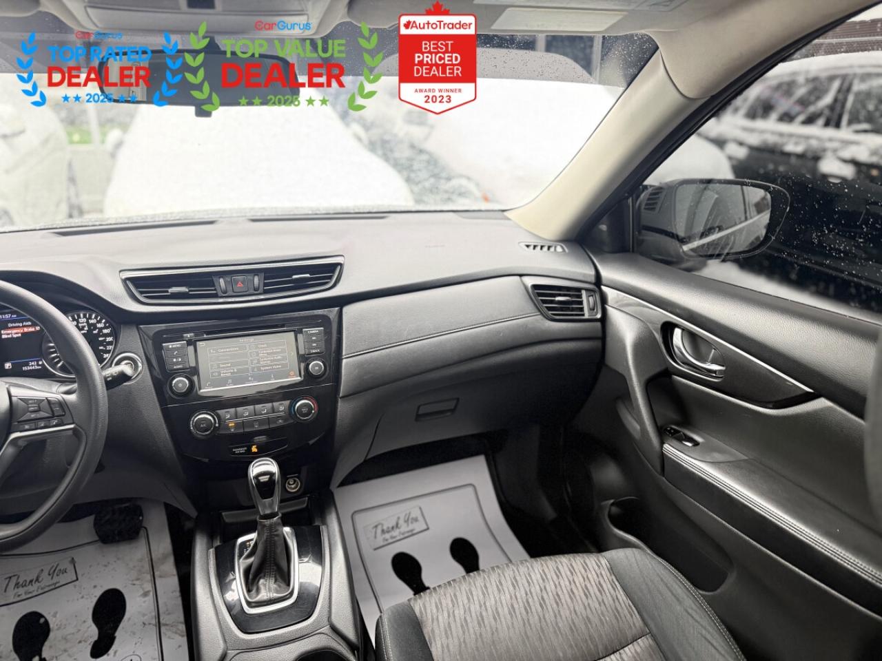 2018 Nissan Rogue SV | PANO | BACK UP CAMERA Photo