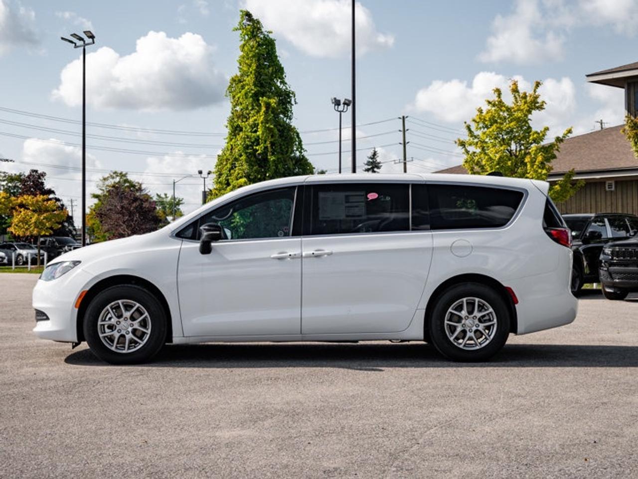 2026 Dodge Grand Caravan SXT Photo