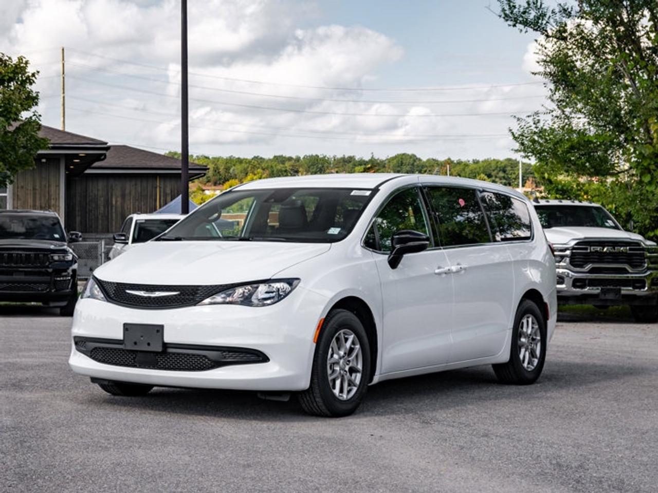 2026 Dodge Grand Caravan SXT Photo