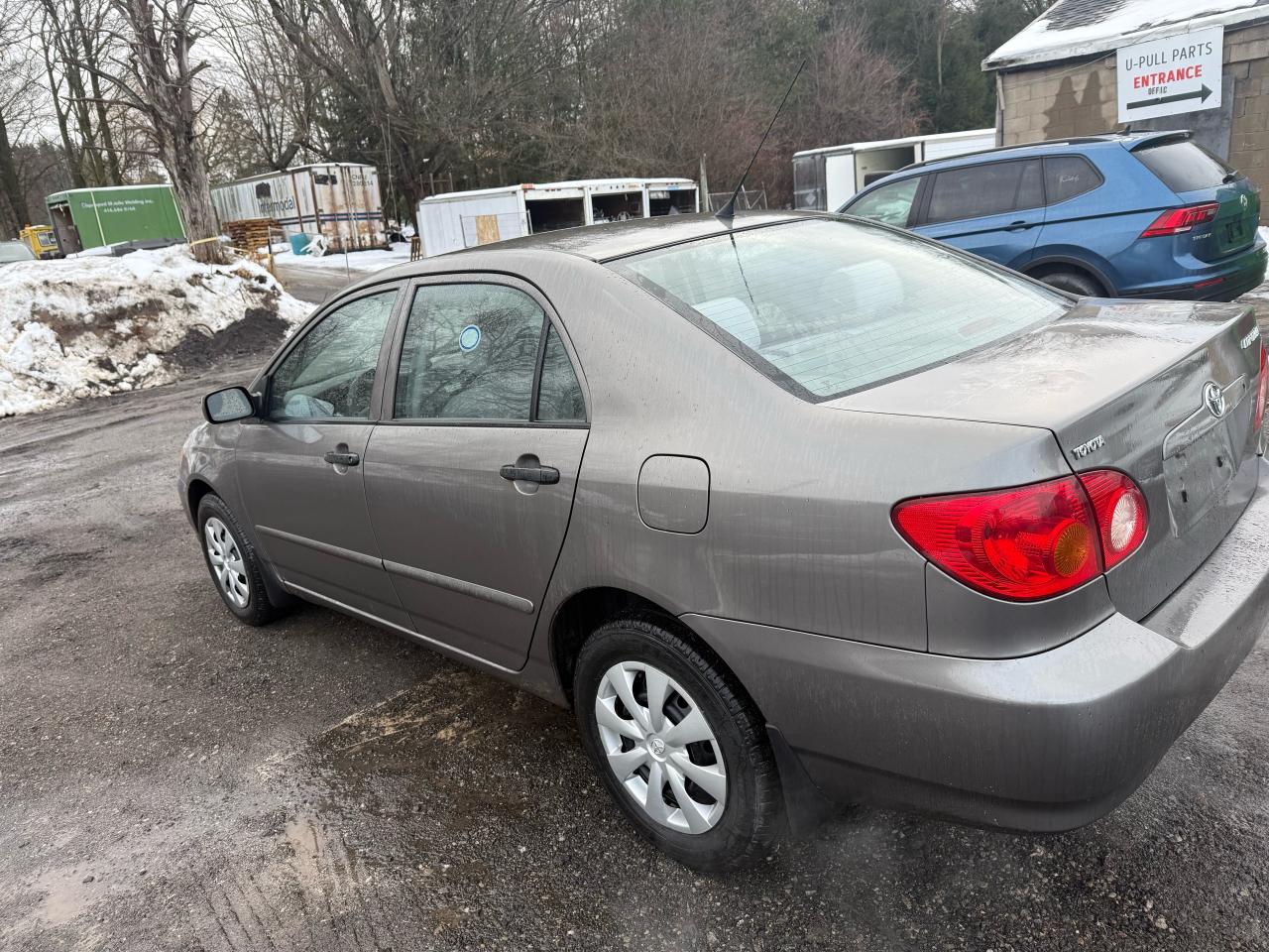 2004 Toyota Corolla CE Photo