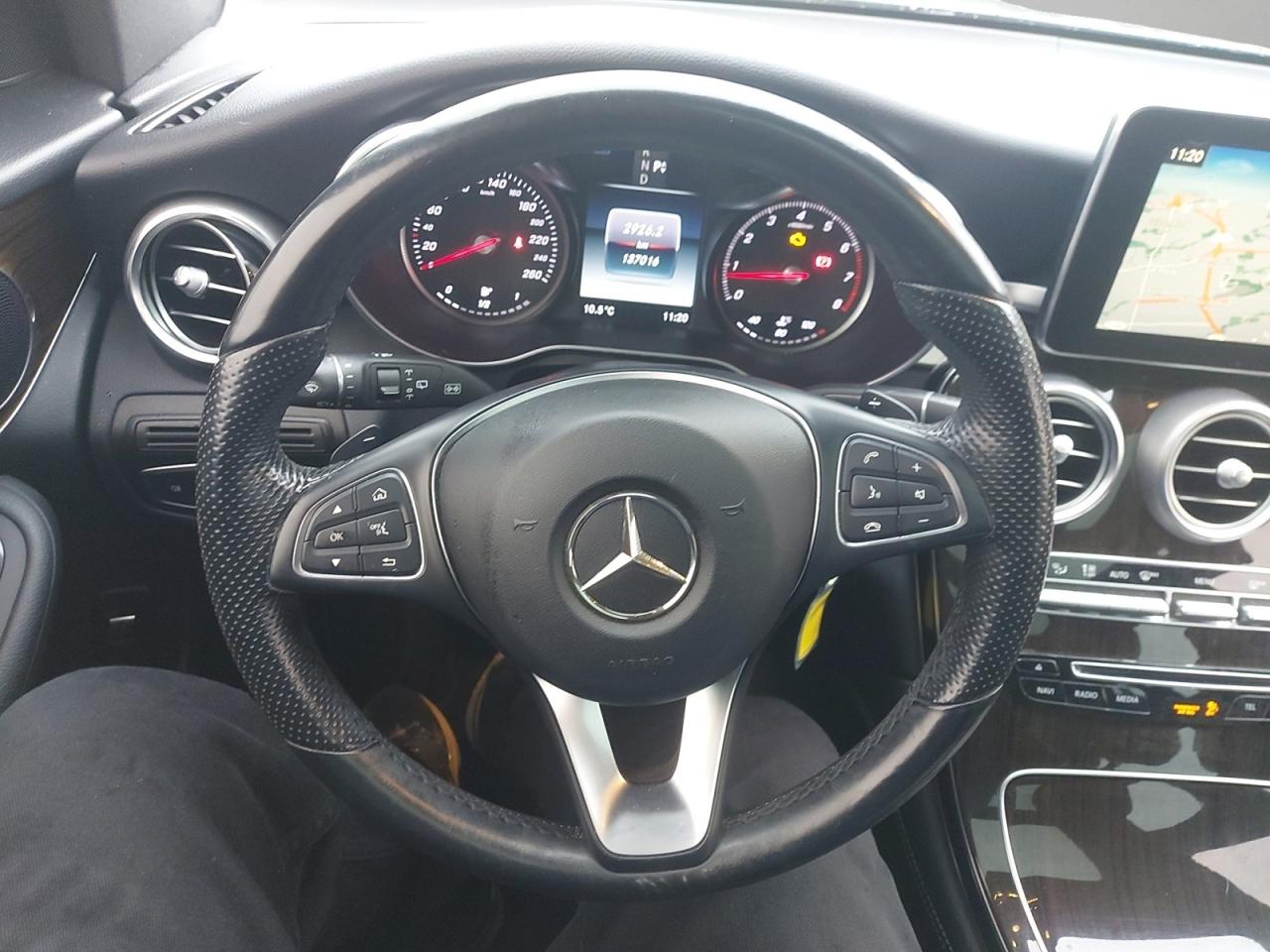 2017 Mercedes-Benz GLC-Class GLC 300 Photo