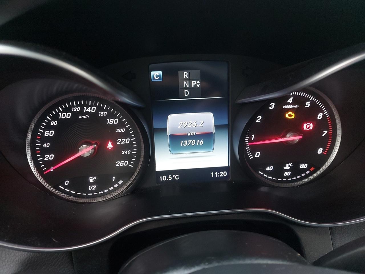 2017 Mercedes-Benz GLC-Class GLC 300 Photo