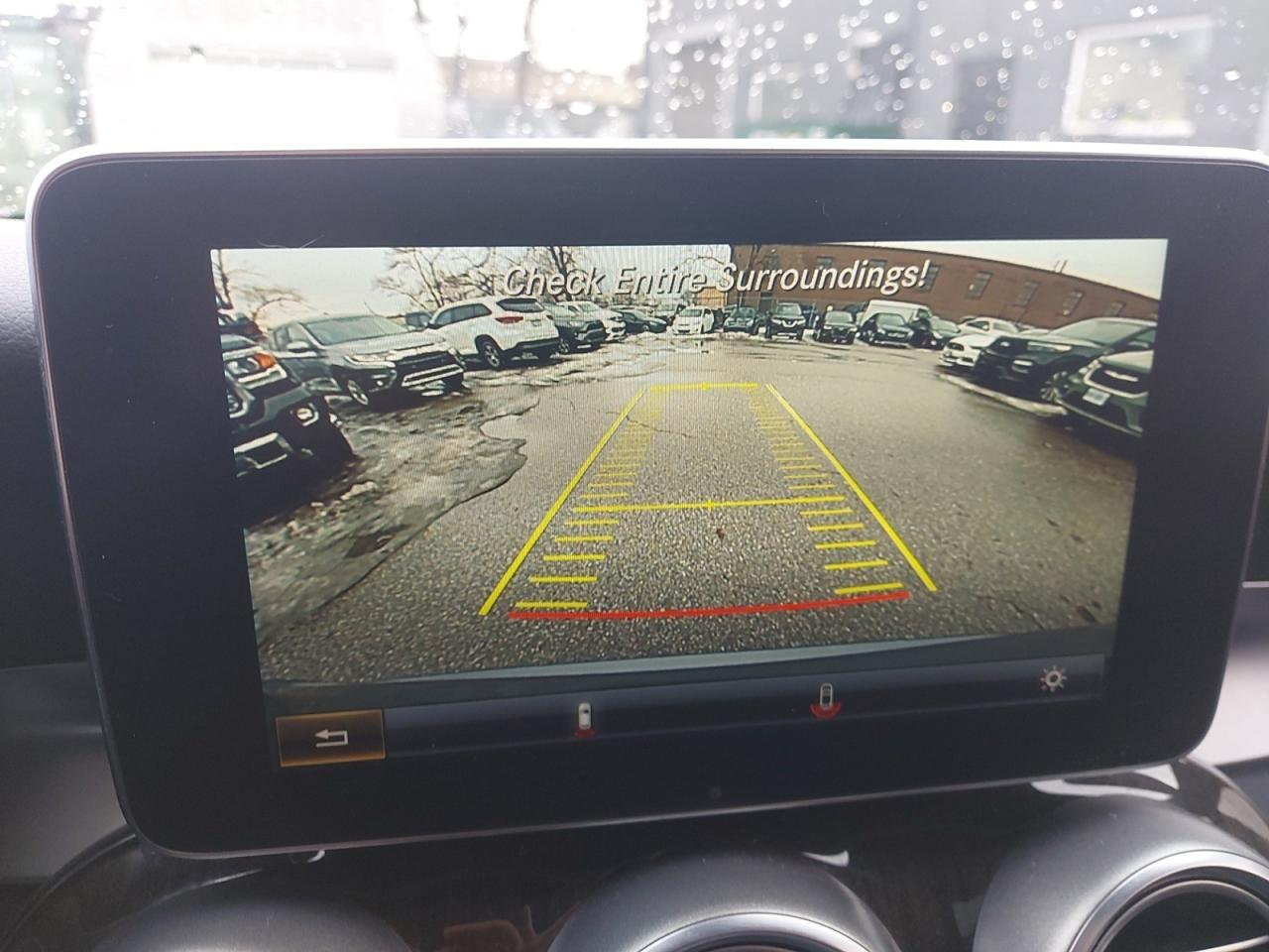 2017 Mercedes-Benz GLC-Class GLC 300 Photo