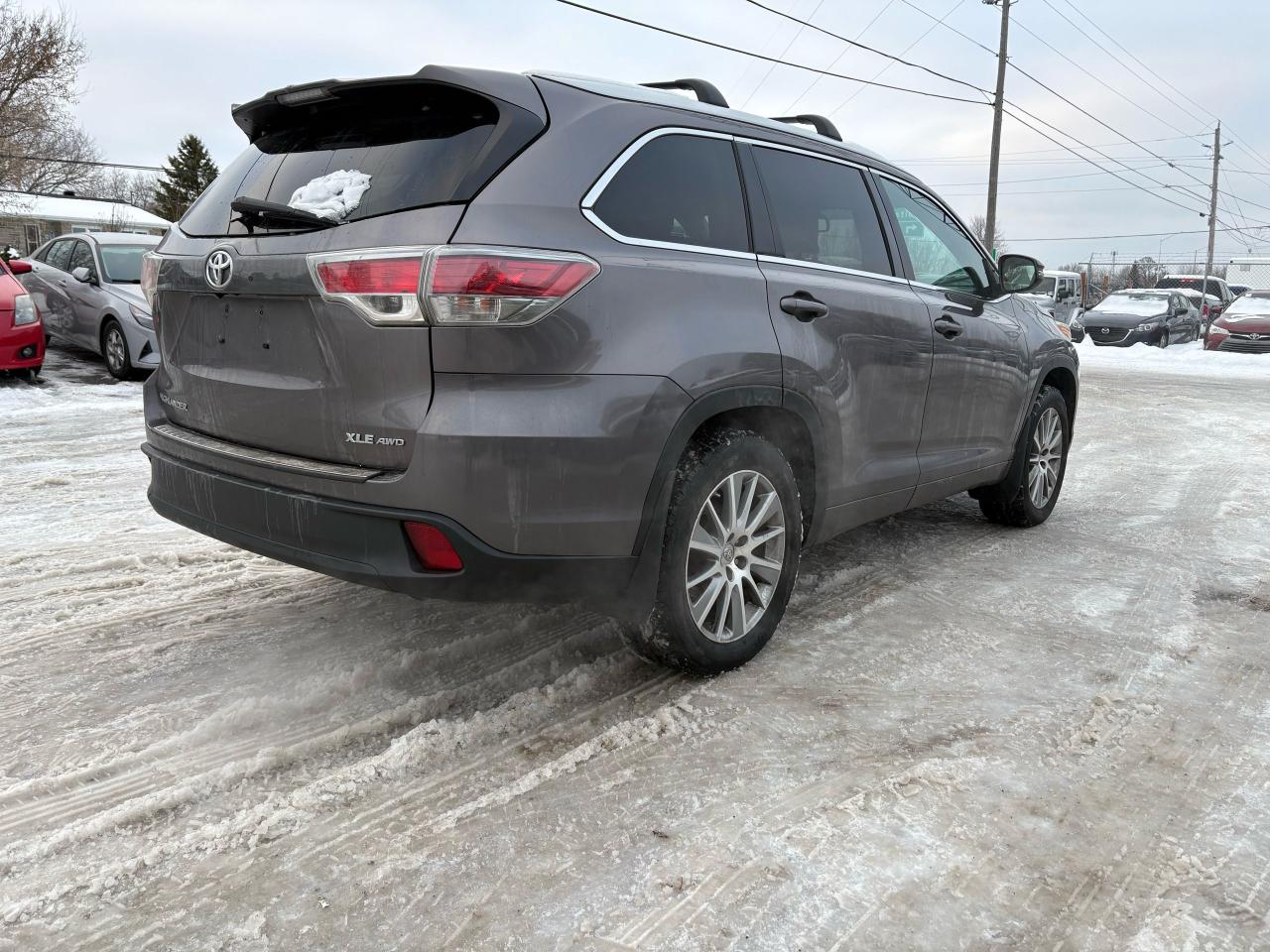 2015 Toyota Highlander XLE Photo4