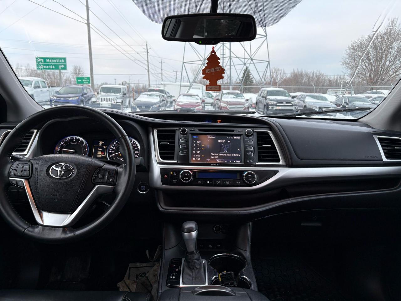 2015 Toyota Highlander XLE Photo