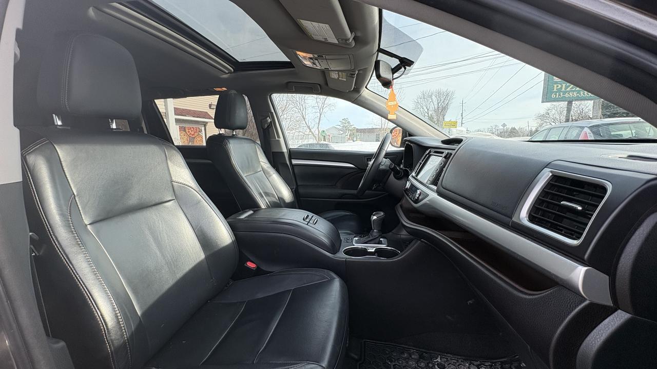 2015 Toyota Highlander XLE Photo