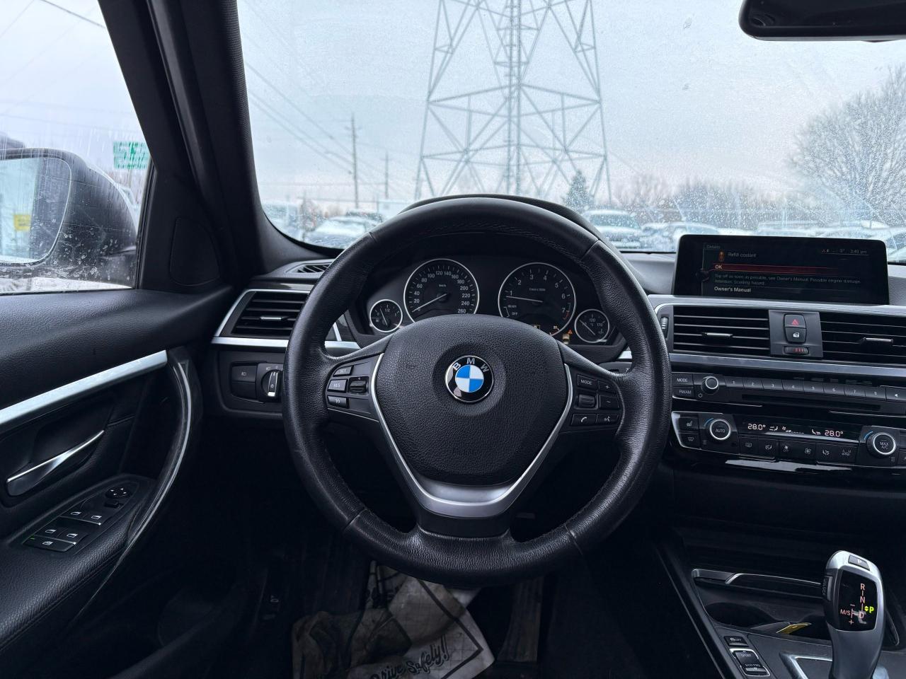 2017 BMW 3 Series 330i xDrive Photo