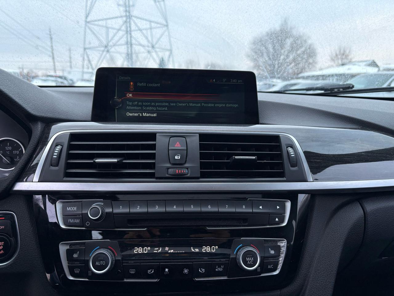 2017 BMW 3 Series 330i xDrive Photo