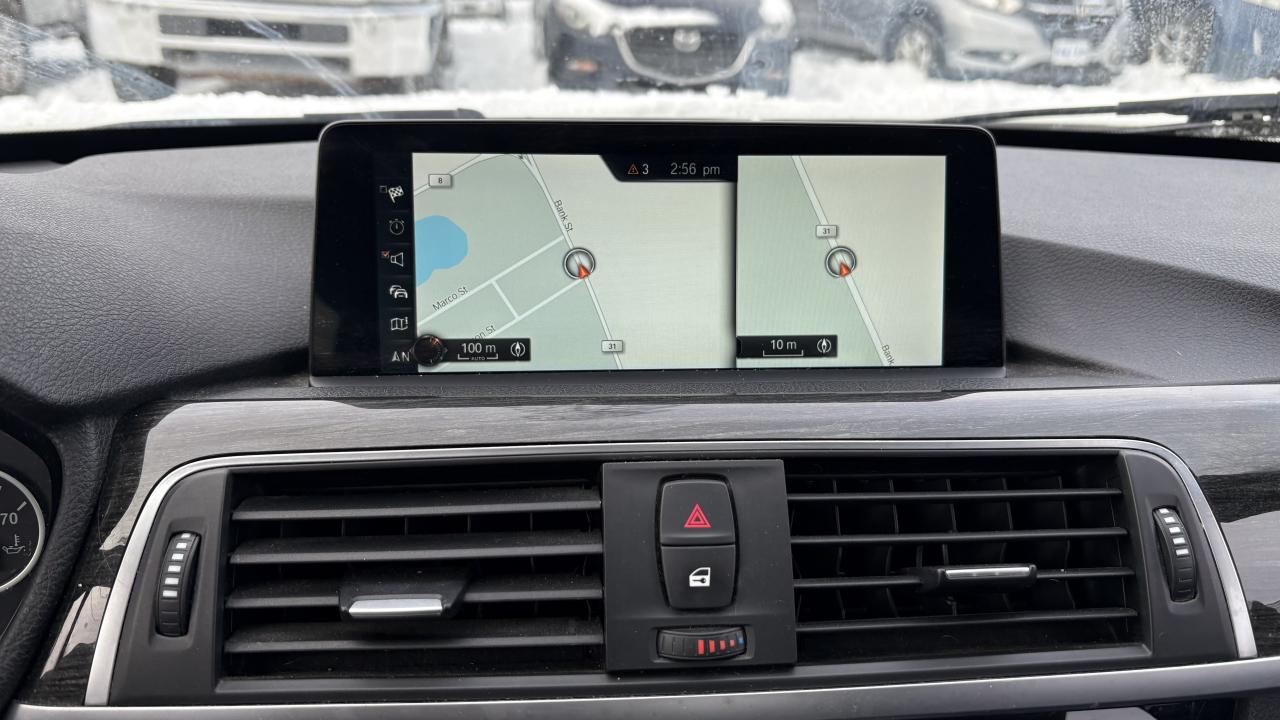 2017 BMW 3 Series 330i xDrive Photo