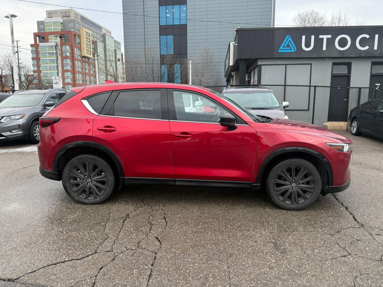 2022 Mazda CX-5 KURO AWD | CLEAN TITLE | CLEAR CAR Photo4