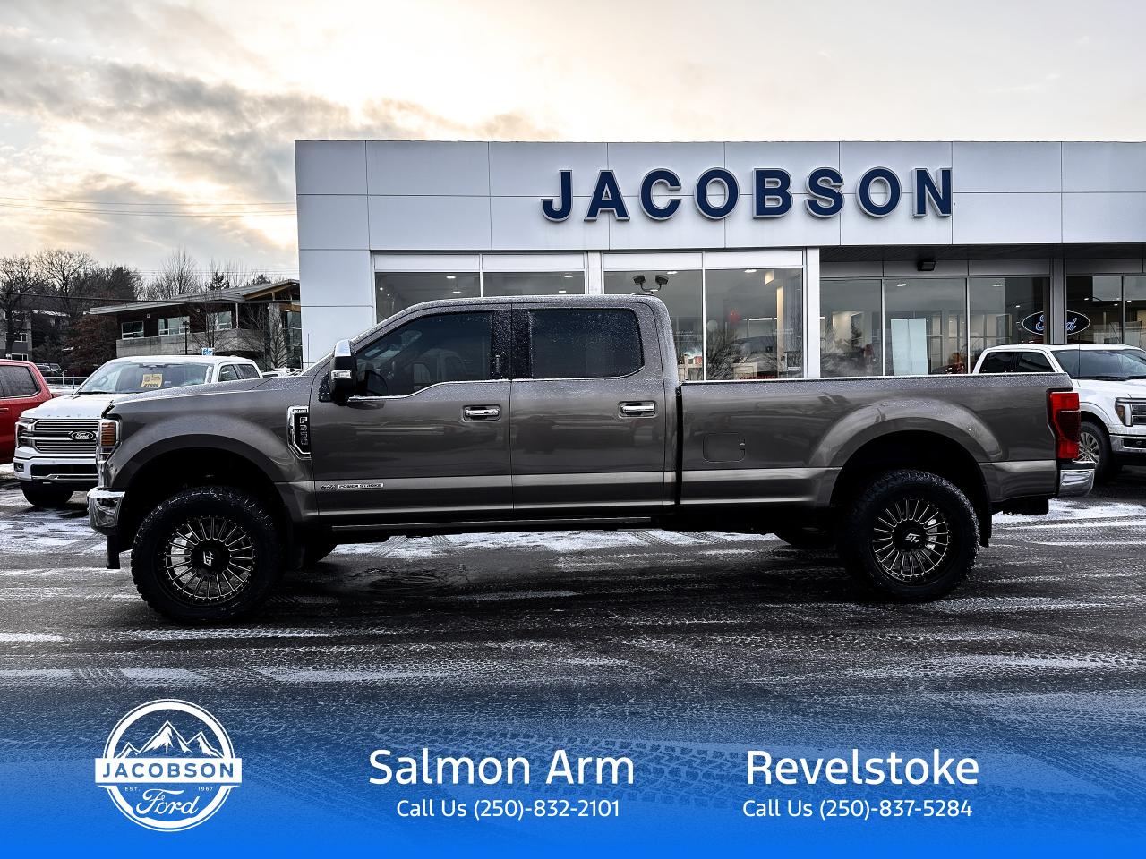 2022 Ford F-350 Super Duty SRW King Ranch Photo1