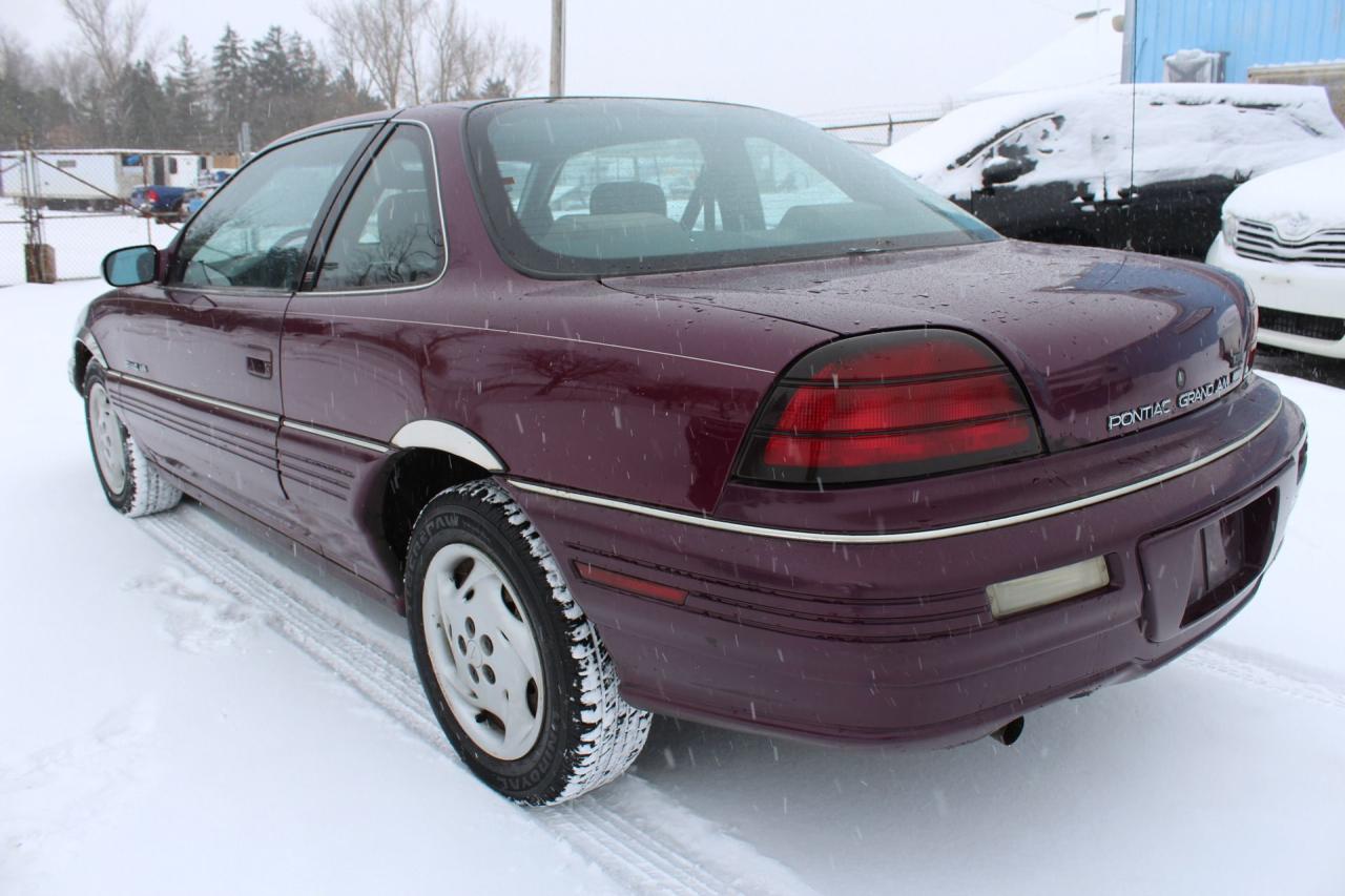 1995 Pontiac Grand Am SE Photo