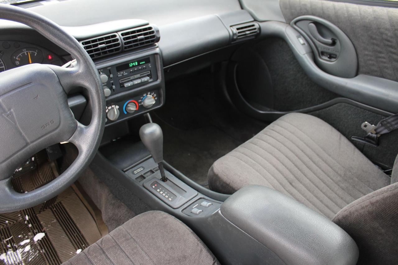 1995 Pontiac Grand Am SE Photo
