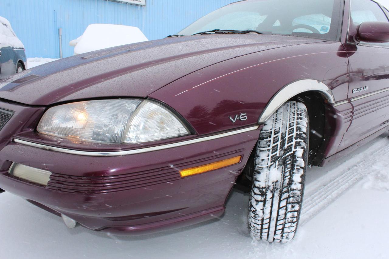 1995 Pontiac Grand Am SE Photo