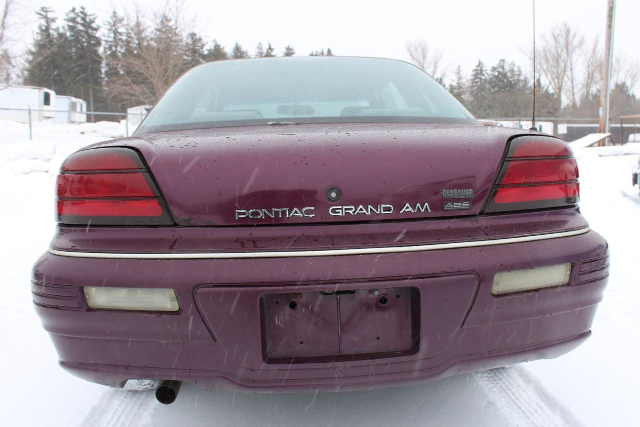 1995 Pontiac Grand Am SE Photo