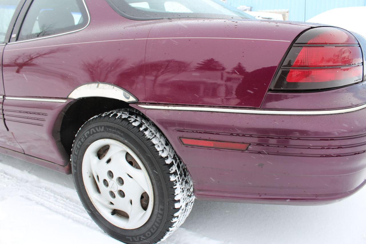 1995 Pontiac Grand Am SE Photo