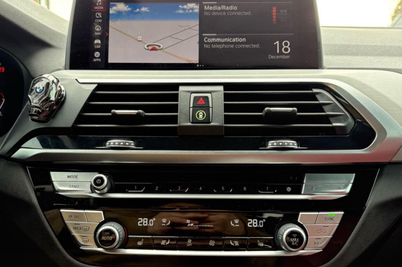 2020 BMW X4 xDrive30i Photo