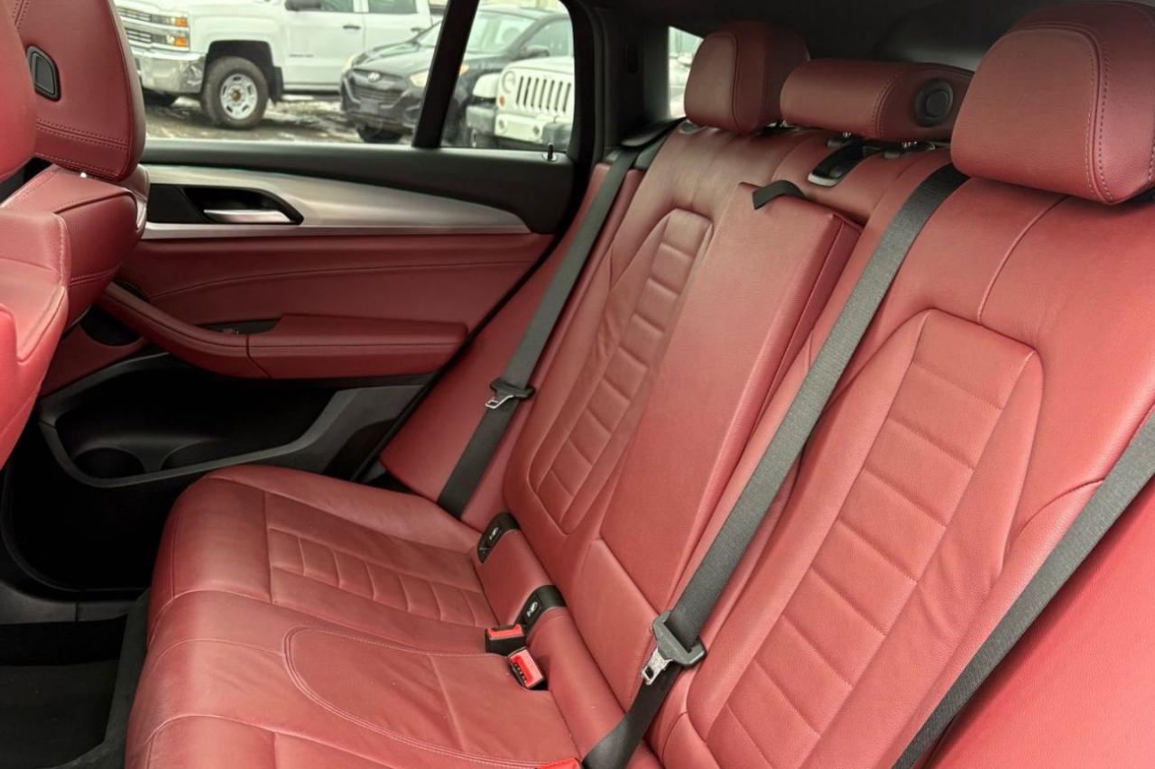 2020 BMW X4 xDrive30i Photo