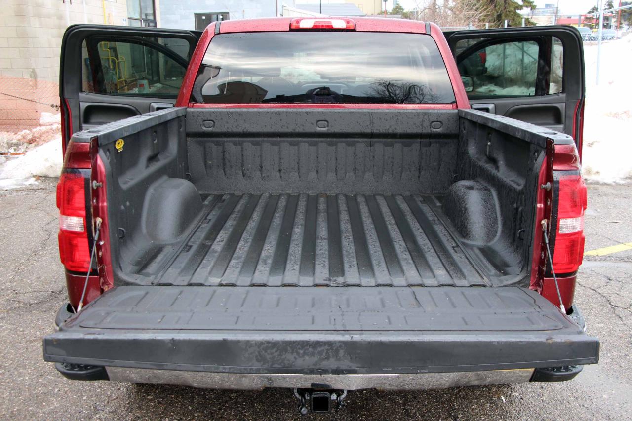 2016 GMC Sierra 1500 4WD CREW CAB 143.5" SLE Photo
