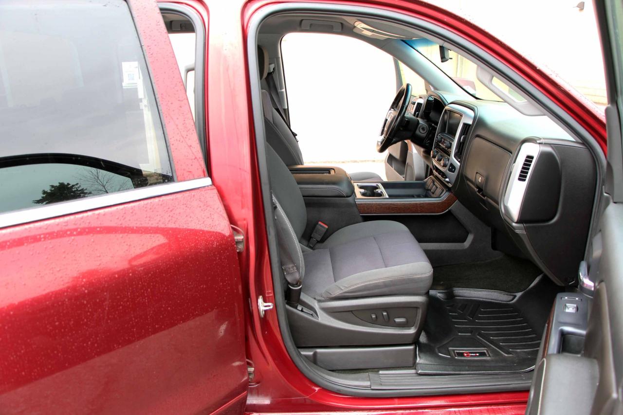 2016 GMC Sierra 1500 4WD CREW CAB 143.5" SLE Photo