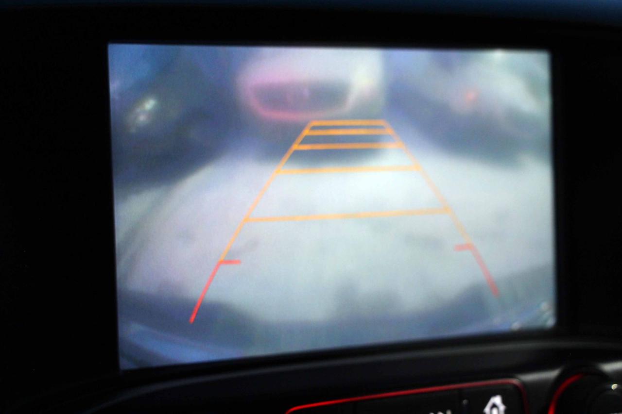 2016 GMC Sierra 1500 4WD CREW CAB 143.5" SLE Photo