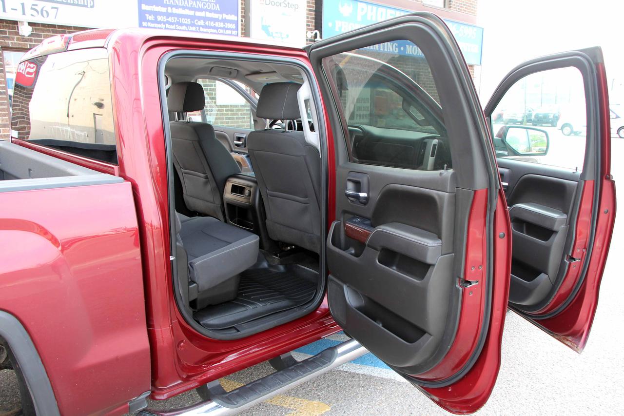 2016 GMC Sierra 1500 4WD CREW CAB 143.5" SLE Photo