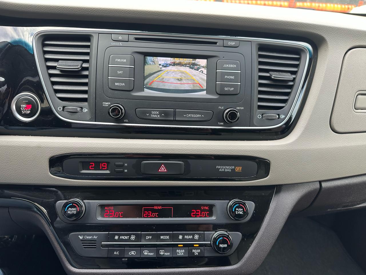 2015 Kia Sedona SXL Photo