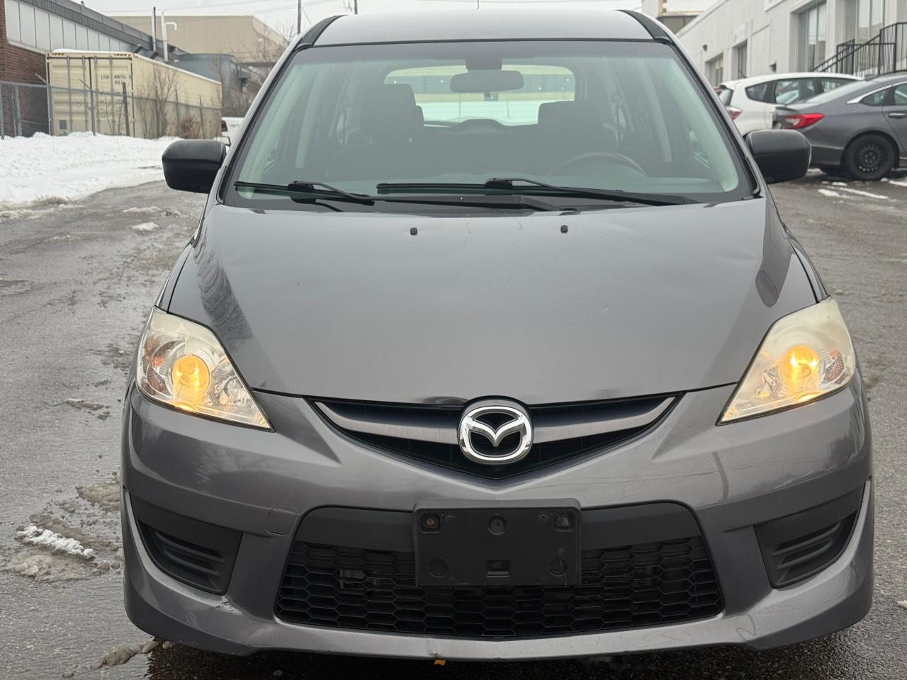 2010 Mazda MAZDA5 GS Photo