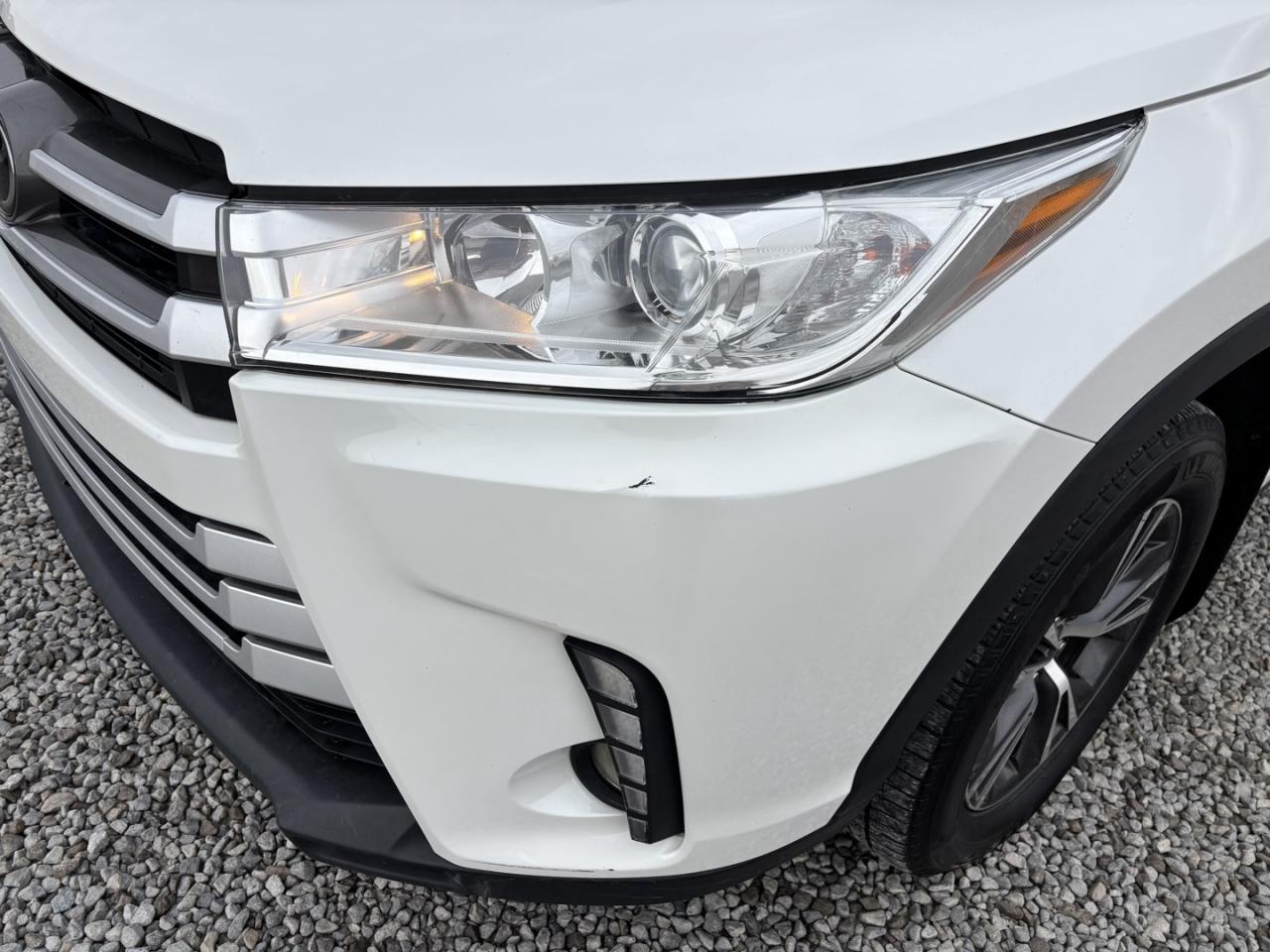 2019 Toyota Highlander LE Plus AWD V6 Photo