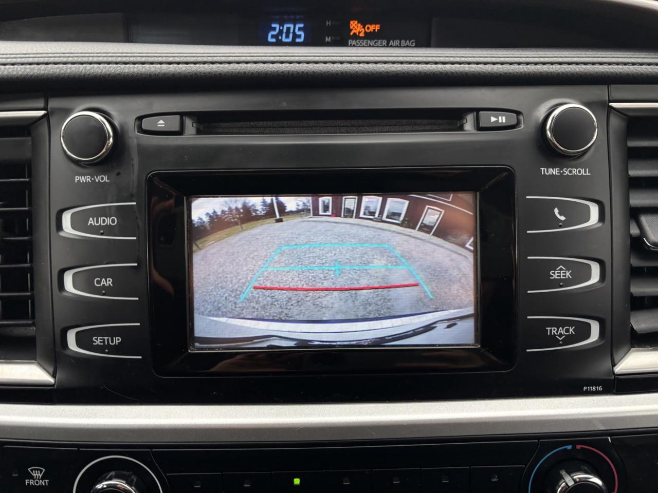 2019 Toyota Highlander LE Plus AWD V6 Photo