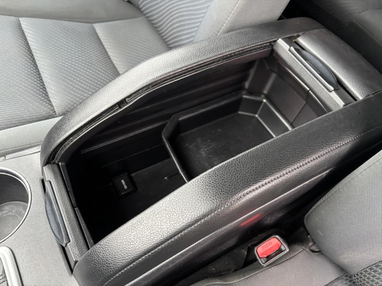 2019 Toyota Highlander LE Plus AWD V6 Photo