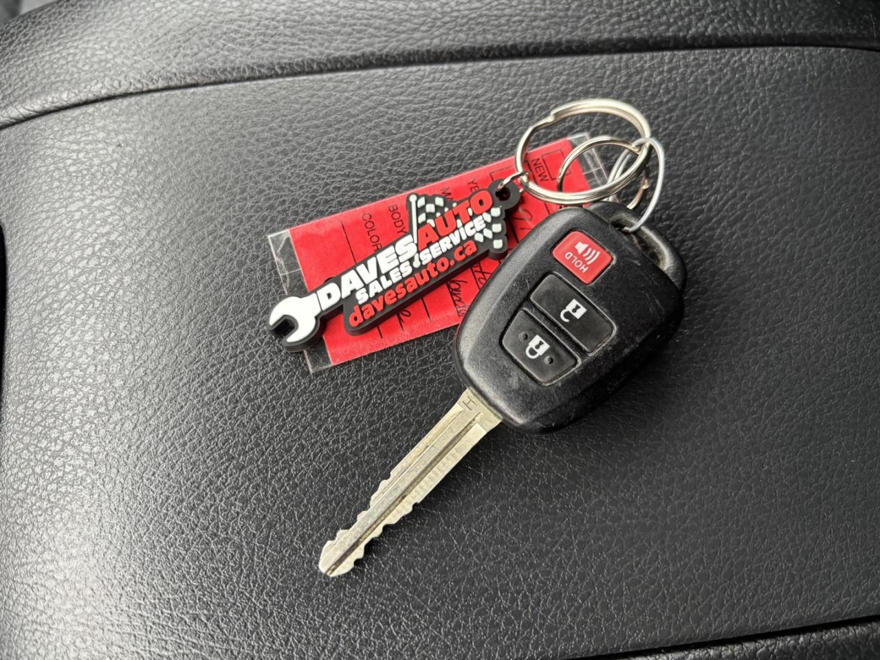 2019 Toyota Highlander LE Plus AWD V6 Photo